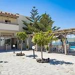 Rena Περίσσα