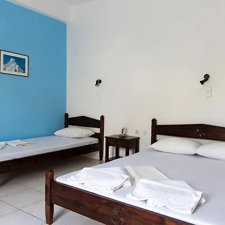 Rena Aparthotel Perissa (Santorini)