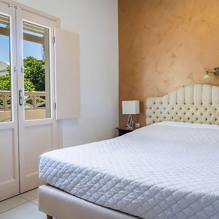 Apart-hotel Rena Perissa (Santorini)