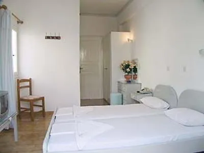 Lejlighedshotel Rena Perissa (Santorini)