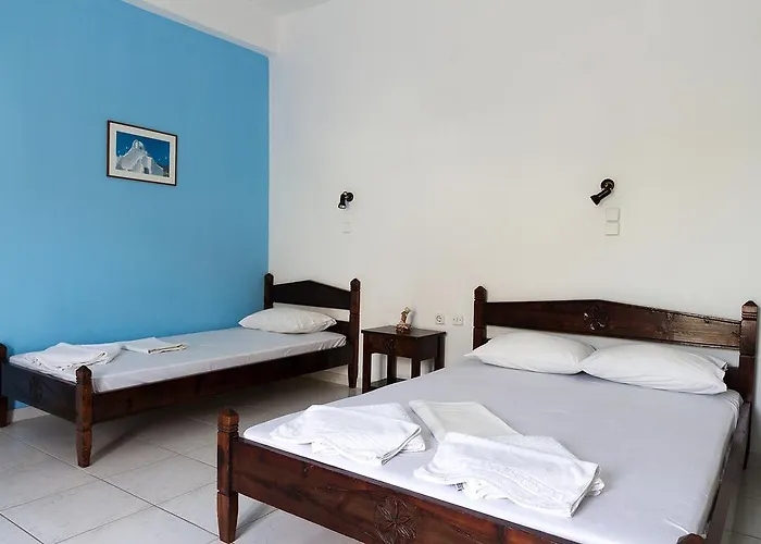 Rena Aparthotel Perissa (Santorini)