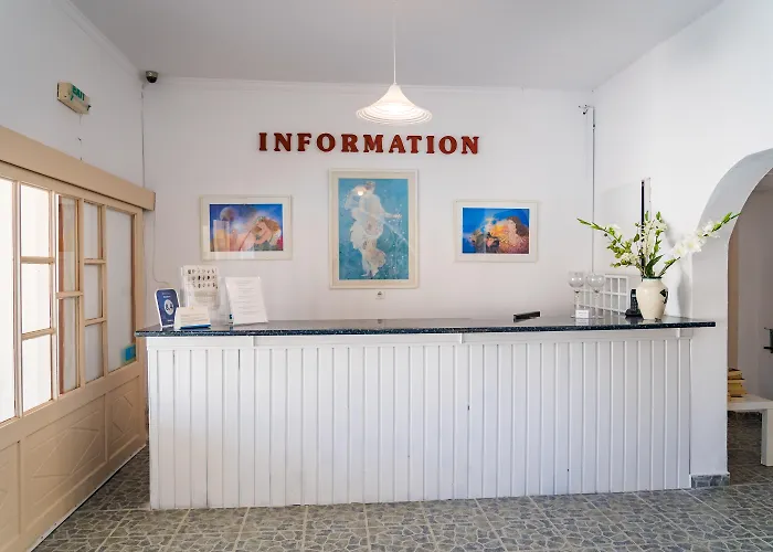 Aparthotel Rena Perissa (Santorini)