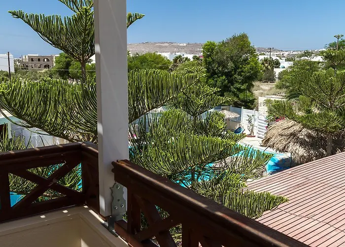 Aparthotel Rena Perissa (Santorini)