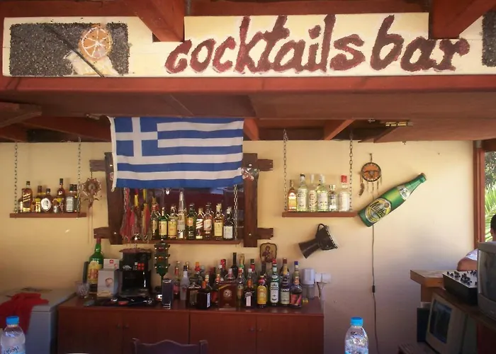 Rena Aparthotel Perissa (Santorini)