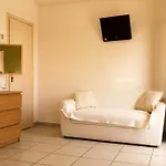 Rena Hotel apartamentowy Perissa (Santorini)