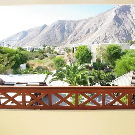 מלון דירות Rena *